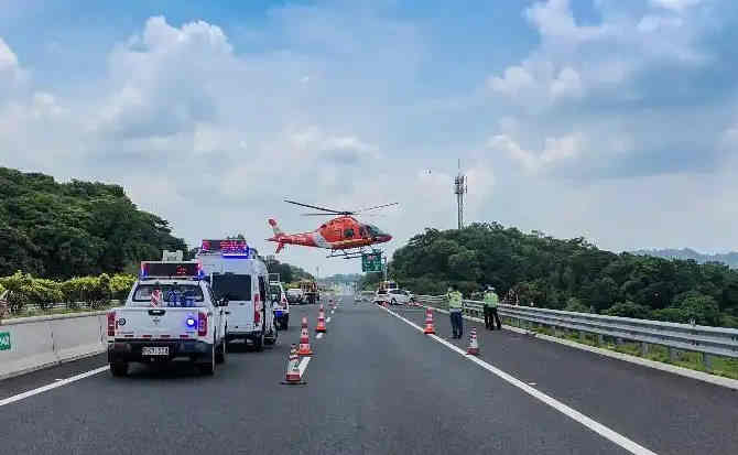 道孚高速公路汽车救援案例